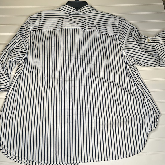 Lauren jeans company size 1X button-down. - Picture 3 of 4